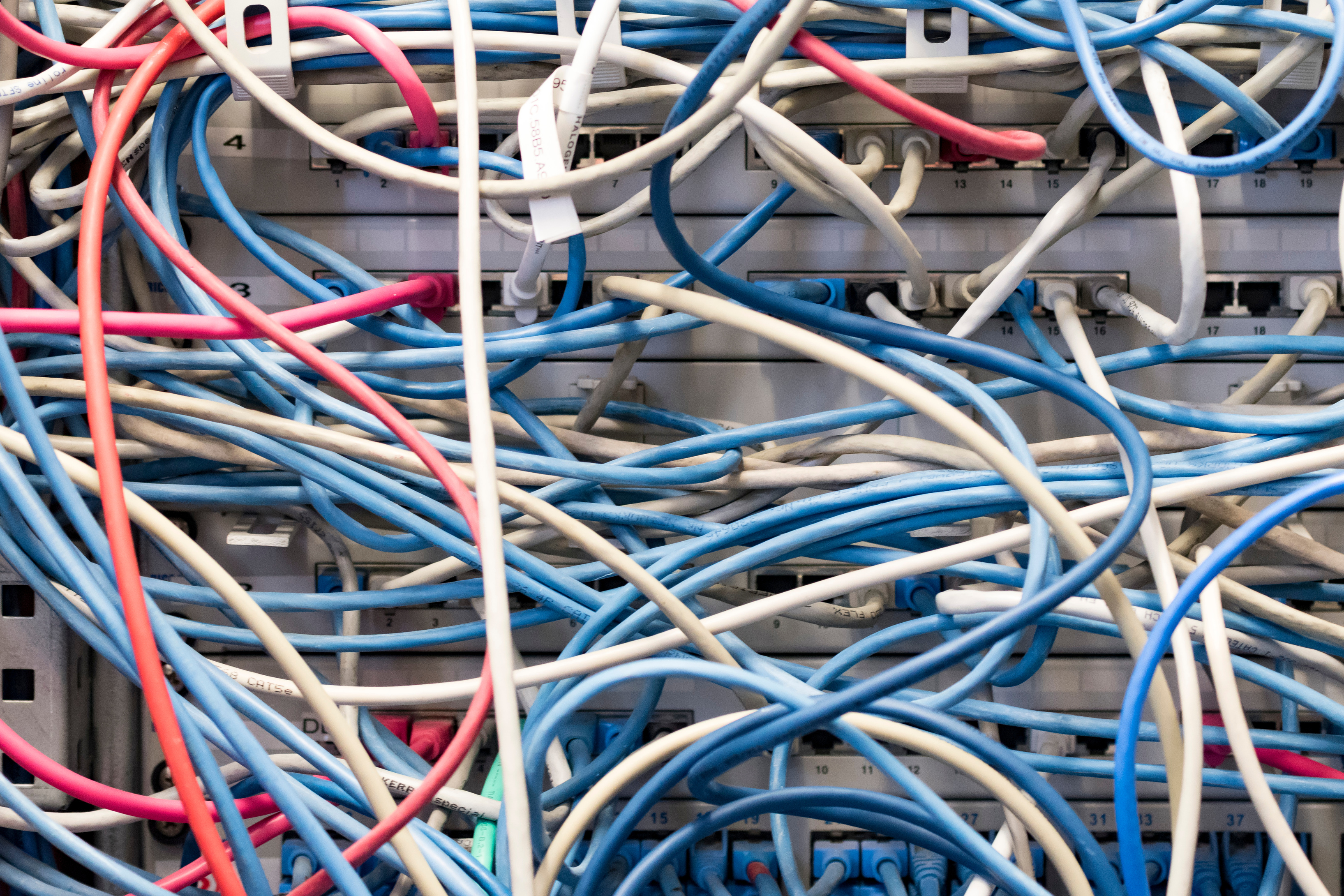 cable clutter tangled cables